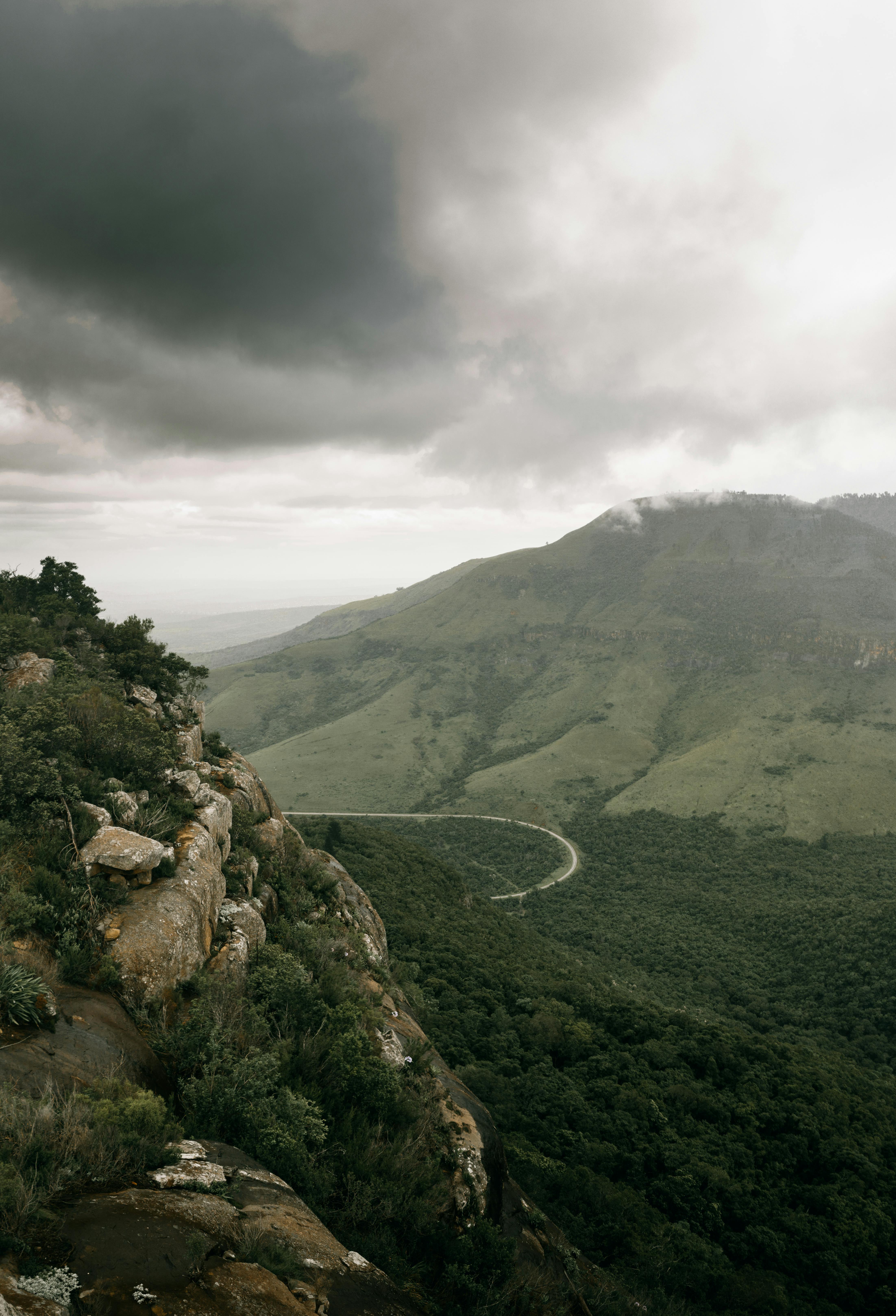 广西推动西部陆海新通道“立体交通网”成型 西南内陆直连东盟 - 图片1